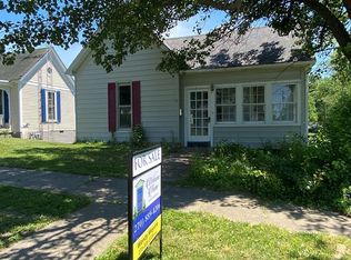 100 Wilson St, Earlington, KY 42410