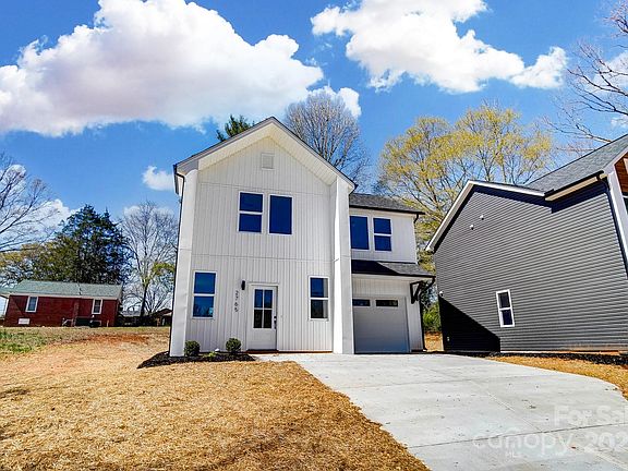 2nd image of 2765 Bradford St