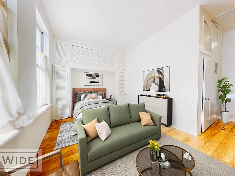 101 W 73rd St #3B — Photo 1