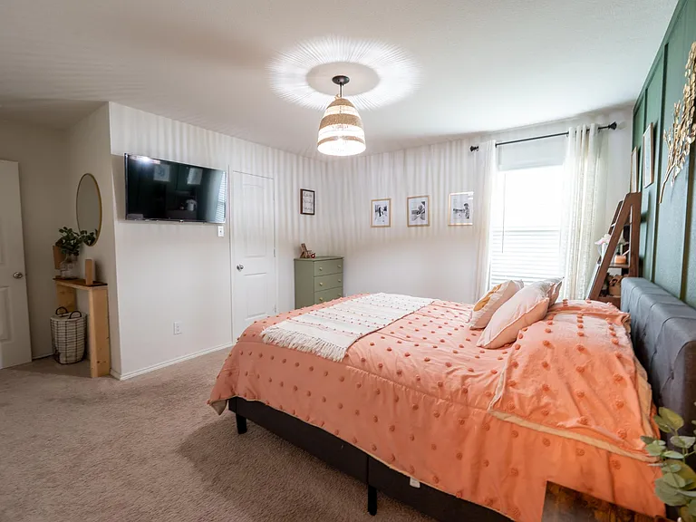 771 Bayonet St — Photo 10
