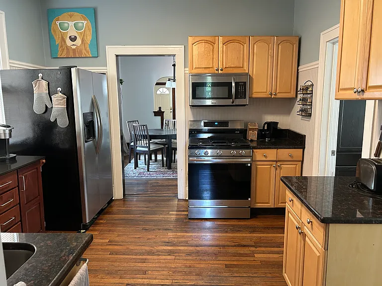 2479 Thurman Ave — Photo 8