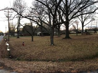 1107 E 13th St, Kannapolis, NC 28083