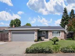 213 Rainier Dr, Lodi, CA 95242