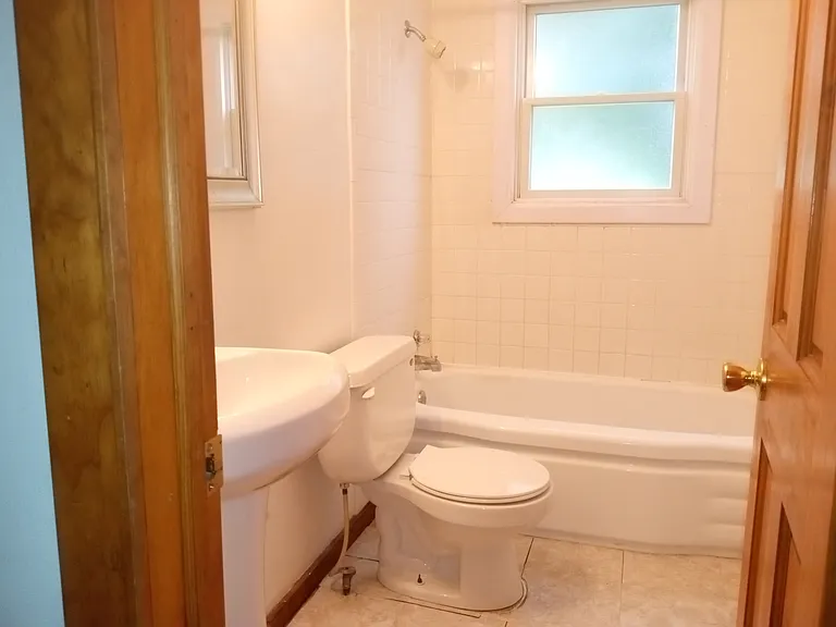 169 Harrington Ave — Photo 5