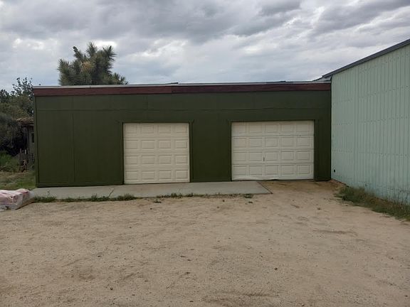 2nd image of 57690 Sunnyslope Dr