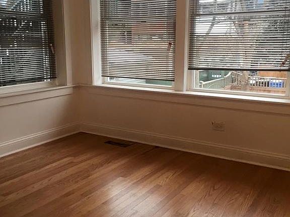 4th image of 6413 N Glenwood Ave #1