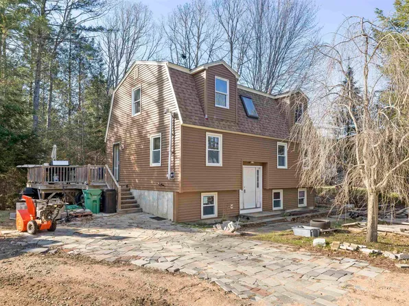 383 Whittier Drive, Fremont, NH 03044