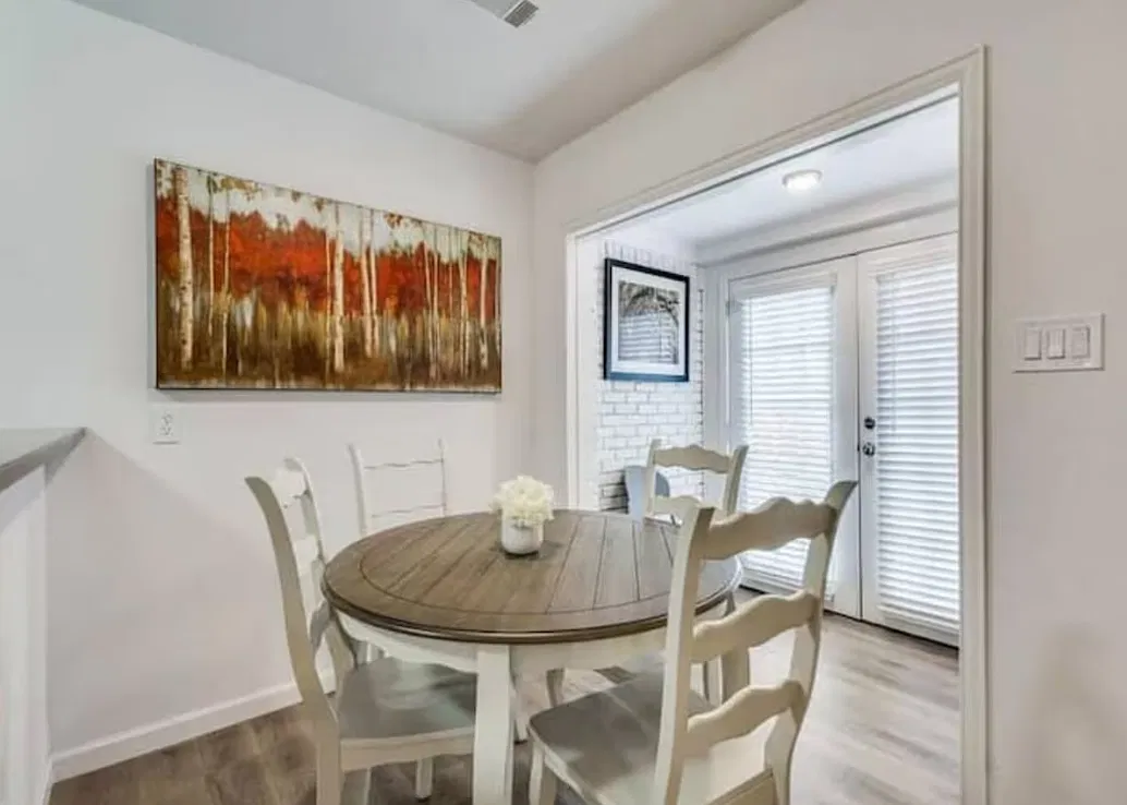 3 bed, 1542 sqft, $4,500 — Photo 1