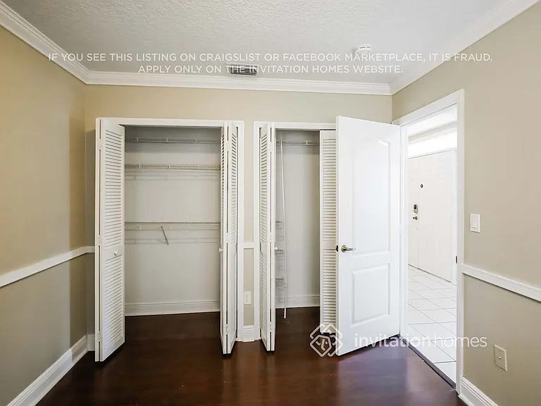 8301 NW 194th Ter — Photo 9