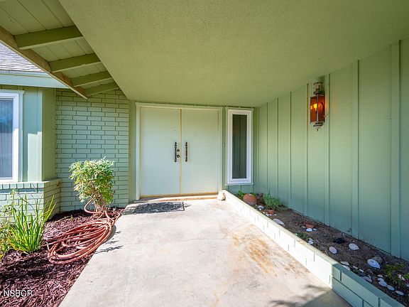 2nd image of 519 N Lucas Dr