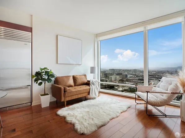 425 1st St Unit 3604, San Francisco, CA 94105