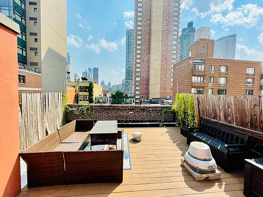Rented by Douglas Elliman | media 20