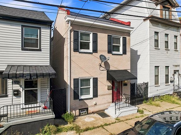 3rd image of 1717 Sidney St