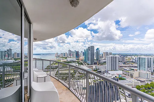 1750 N Bayshore Dr #3407 Photo 1 1750 N Bayshore Dr #3407 Photo 1