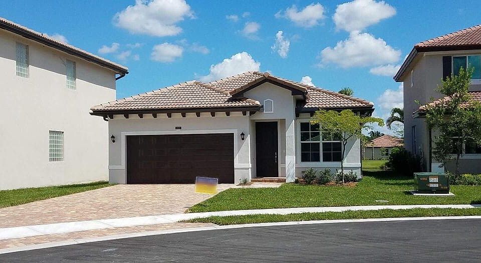 1st image of 5819 Abelina Ln