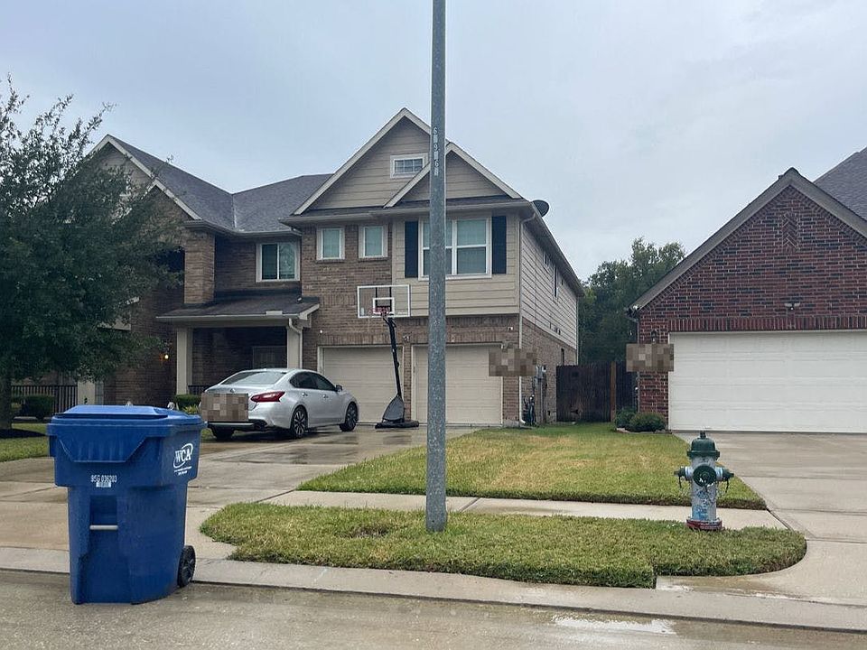 2nd image of 19319 Saint Domnina Dr