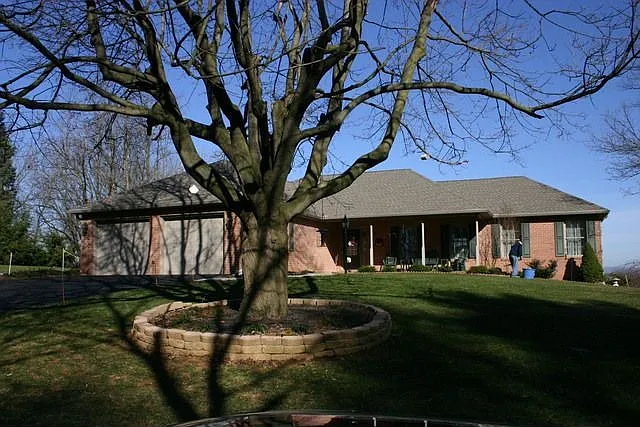 52 Edgewood Cir photo 1