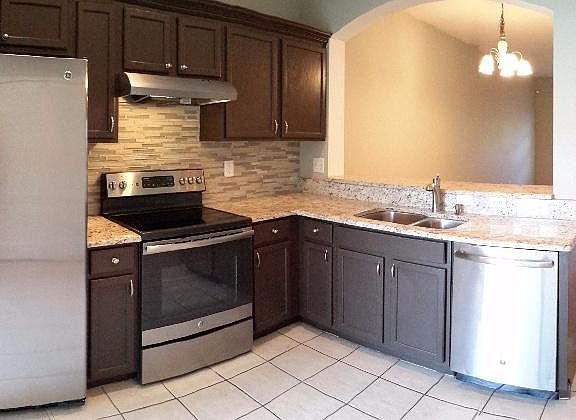 3rd image of 12911 Kings Crossing Dr #12911