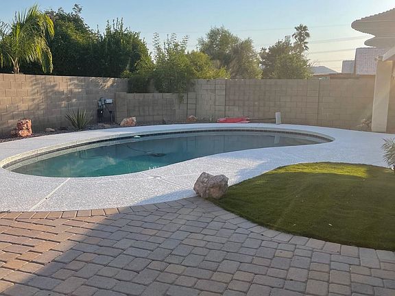 3rd image of 3353 W Lone Cactus Dr