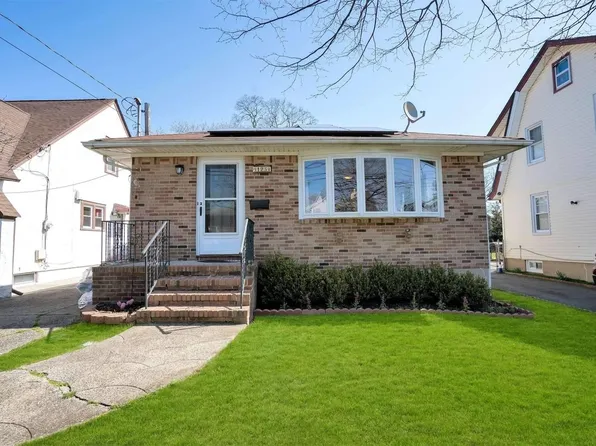 123 Poplar Street, West Hempstead, NY 11552