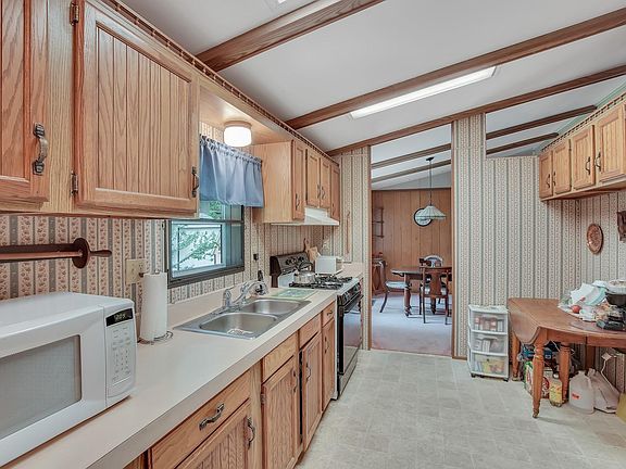 5th image of 11 Wahine Ln