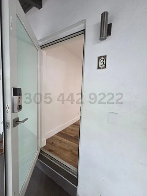 Studio, 650 sqft, $1,495 — Photo 3