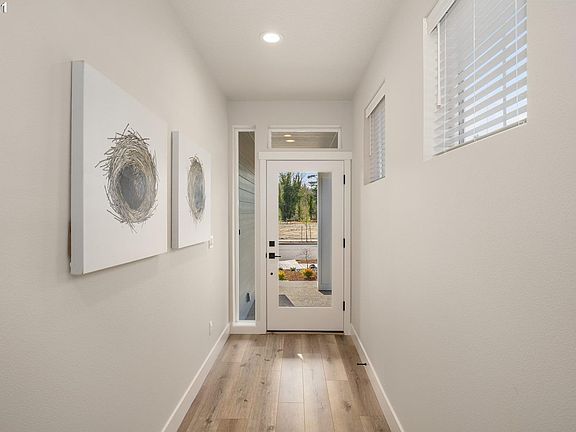 2nd image of 4026 SE Swoveland Ct #19