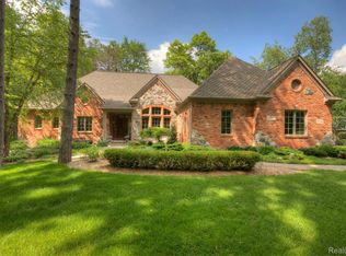 5718 Evergreen Knl, Howell, MI 48855