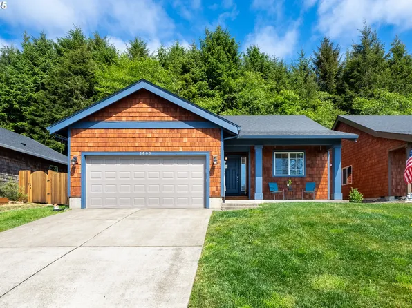 1068 Necarney Street, Rockaway Beach, OR 97136
