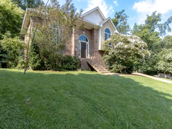 4900 Tulip Grove Ln, Hermitage, TN 37076