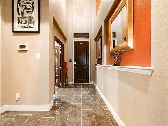 3rd image of 5139 Balmoral Ct