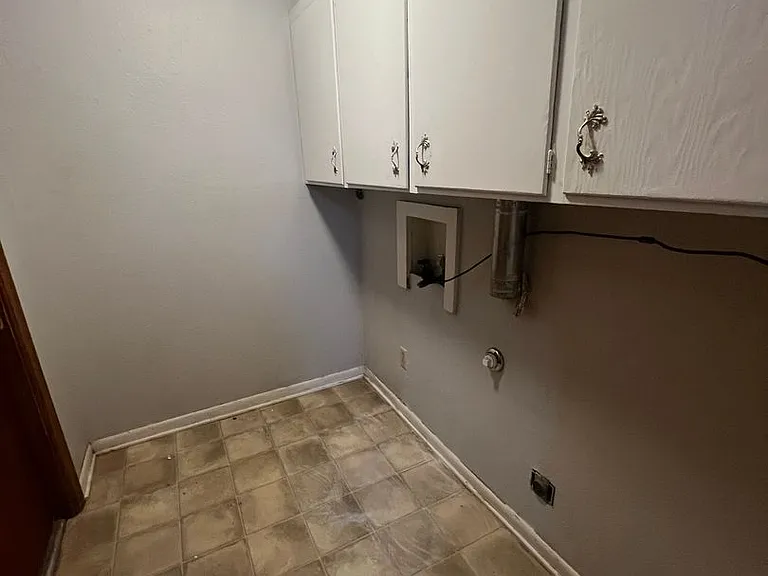 4612 Oregon Trl — Photo 4