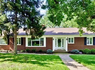 11459 Edgewater Dr, Cleveland, OH 44102