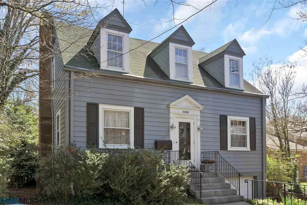 1006 Park St photo 1