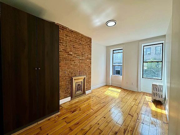 2nd image of 147 E 117th St APT 4