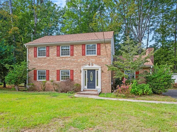 507 McLeod Dr, Sanford, NC 27330