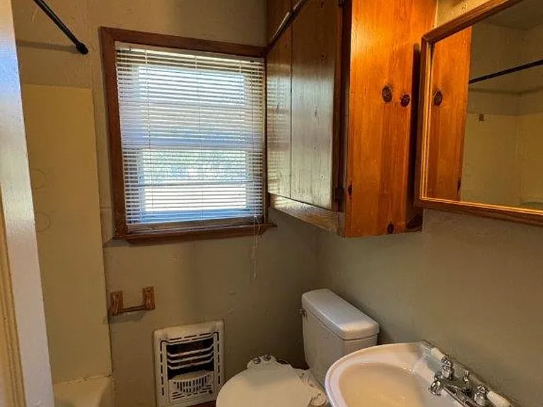 3013 Shirley Ln — Photo 4
