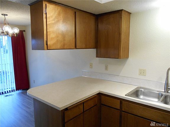 3rd image of 5301 Colby Ave APT 105