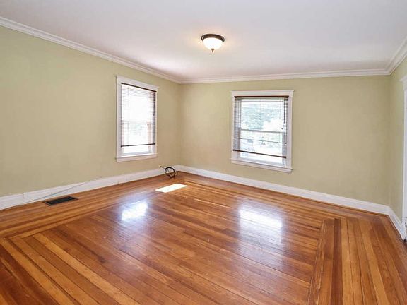 2nd image of 6639 Cambridge Ave