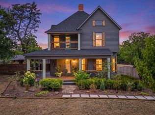 1005 N Trinity St, Decatur, TX 76234