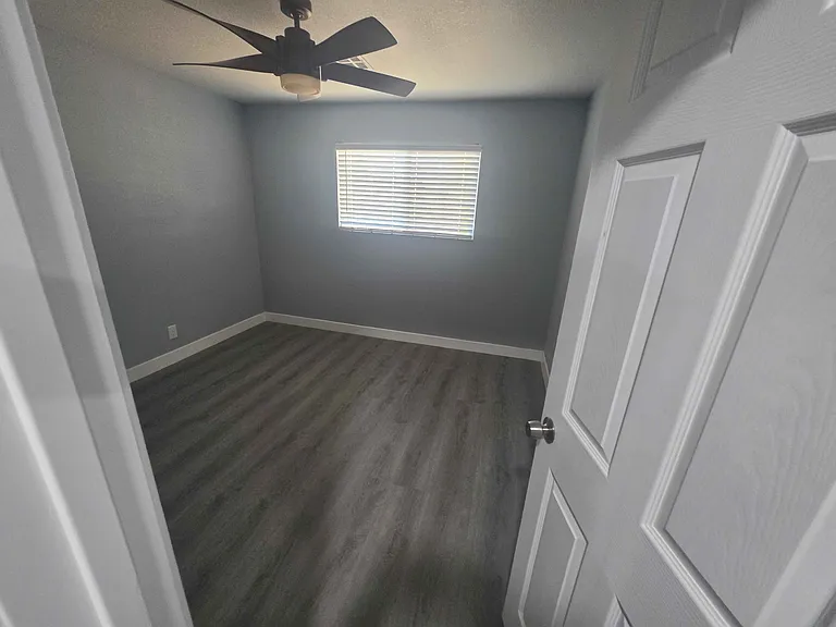7813 E Culver St — Photo 16