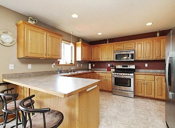 3rd image of 4463 194th Ave NE