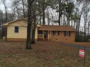 114 Clairmount Dr SE, Calhoun, GA 30701