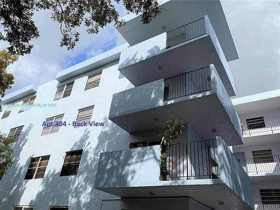 3rd image of 1221 SW 122nd Ave APT 304