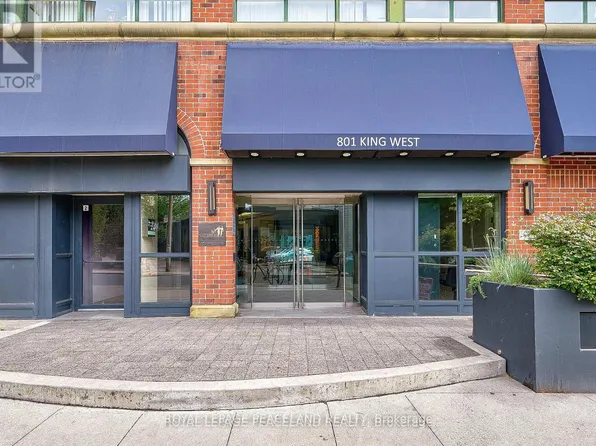 801 King St W, Toronto, ON