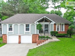 12313 W 100th St, Lenexa, KS 66215