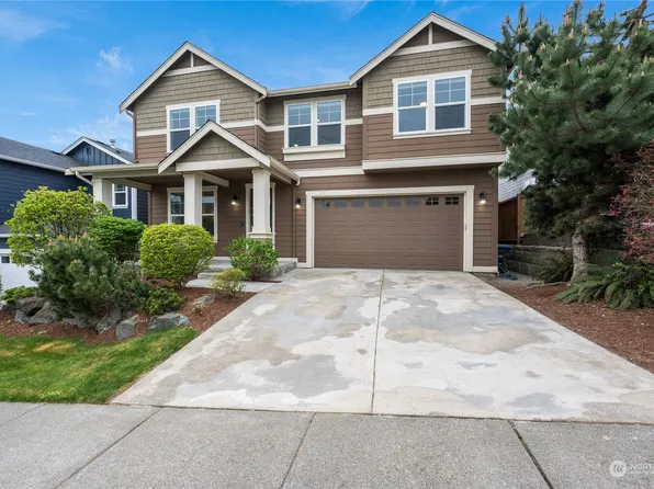 702 201st Place SW, Lynnwood, WA 98036