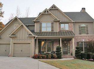 704 Crescent Cir, Canton, GA 30115