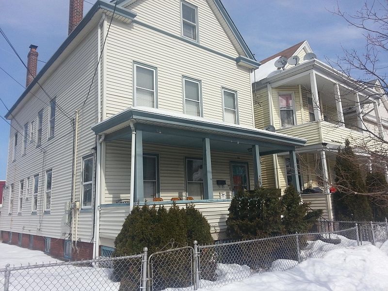 2nd image of 446 Highland Ave