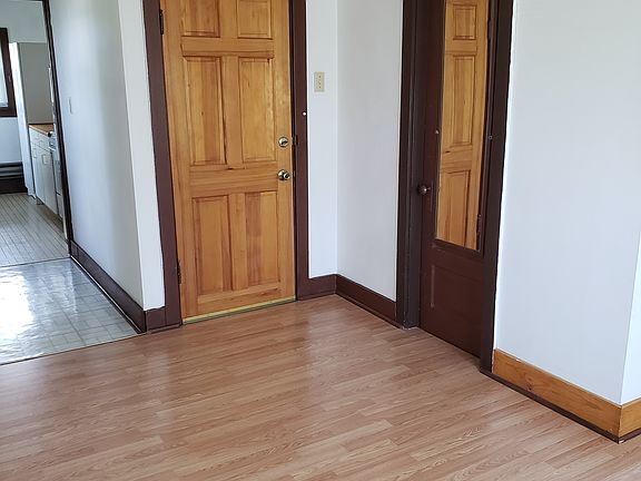 4th image of 601 N Sampson St #6